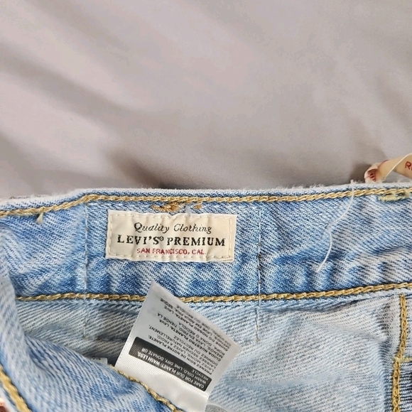Levi's Light Blue Straight Leg Jeans - Picture 4 of 6